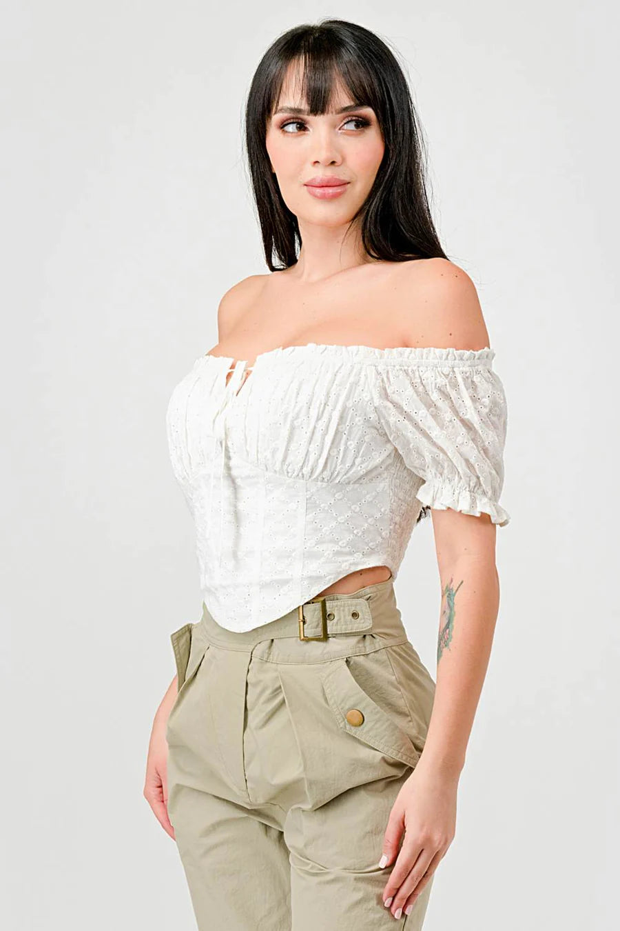 EYELET WOVEN RUFFLED OFF SHOULDER RUCHED SWEETHEART CROPPED TOP