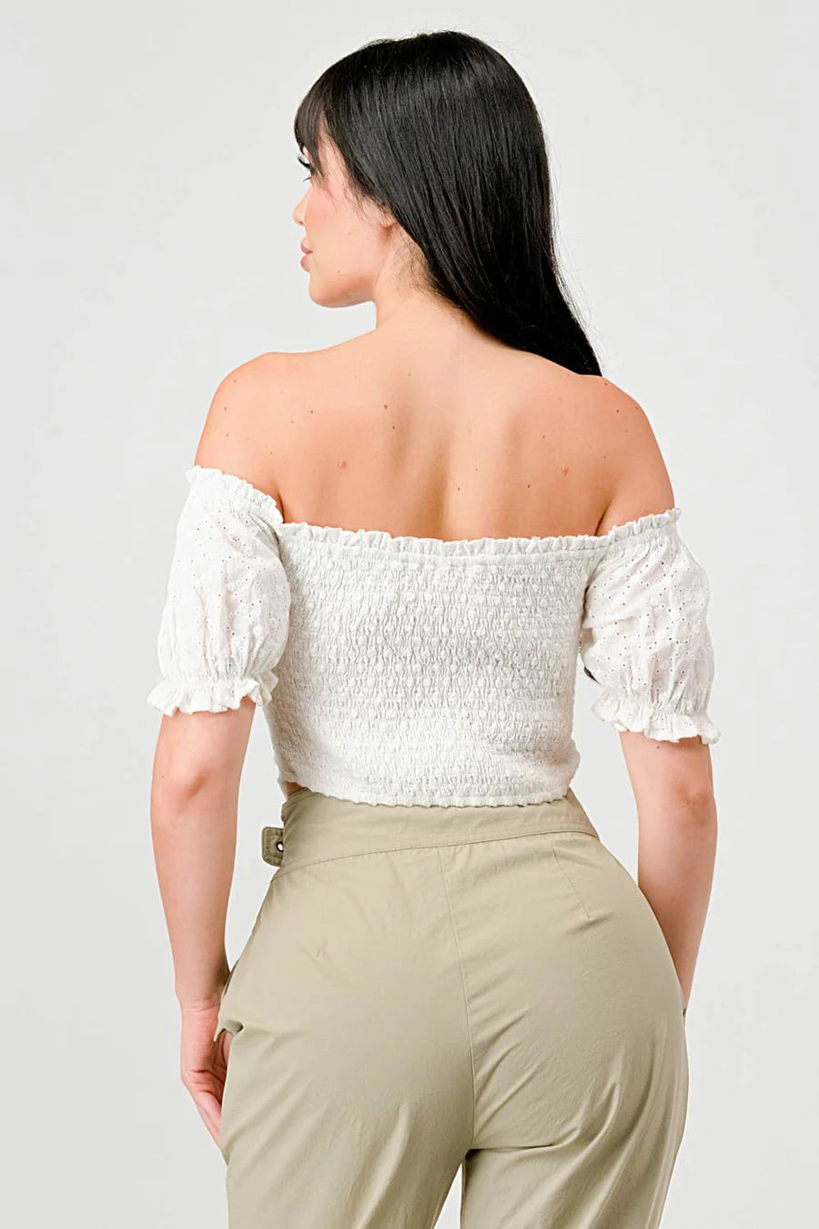 EYELET WOVEN RUFFLED OFF SHOULDER RUCHED SWEETHEART CROPPED TOP