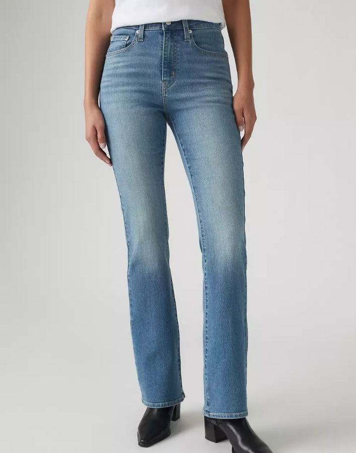 Levi's 725 High-Rise Boot Cut
