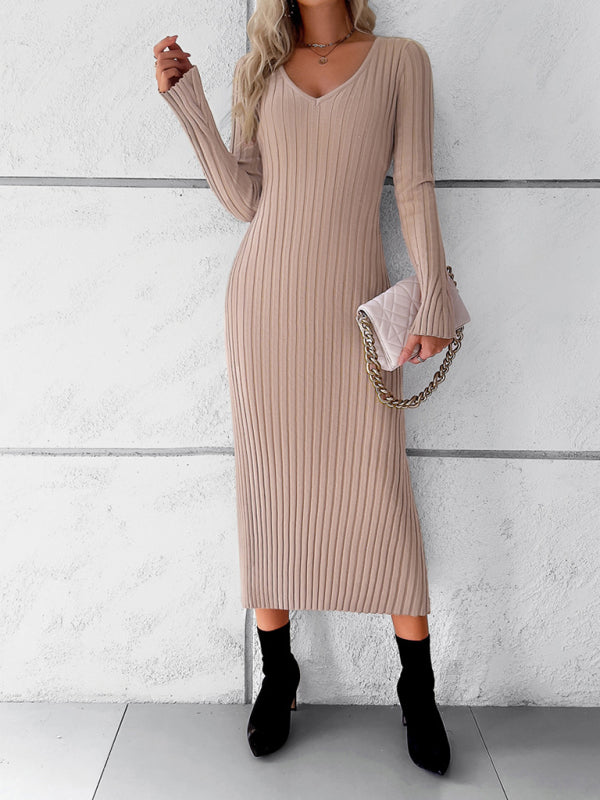 Elegant solid color V-neck long-sleeved sweater dress