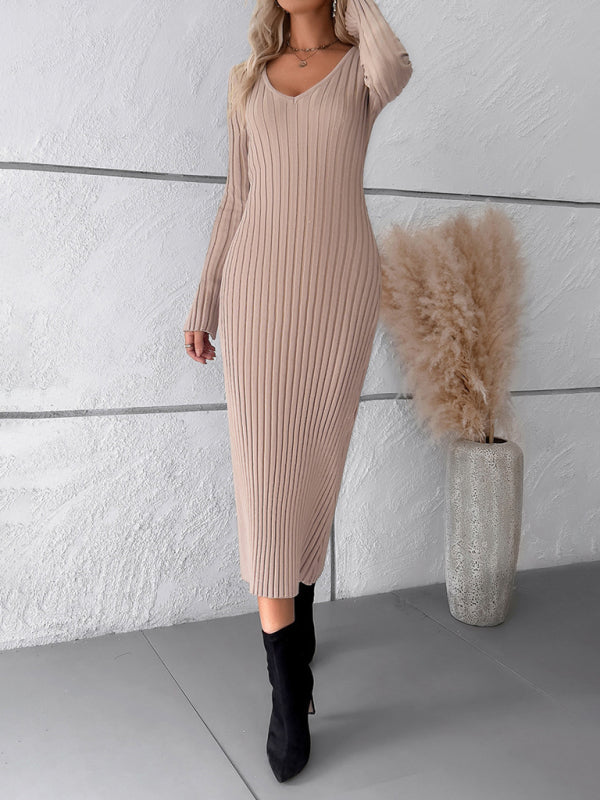 Elegant solid color V-neck long-sleeved sweater dress